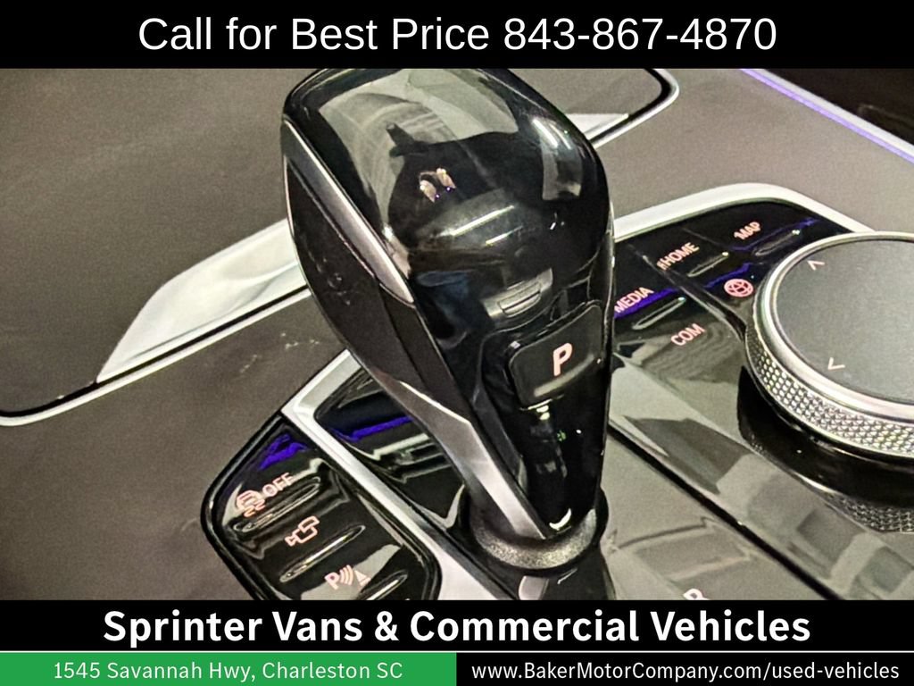 Used 2020 BMW X7 M50i w/ Luxury Seating Package AWD/4WD image 18