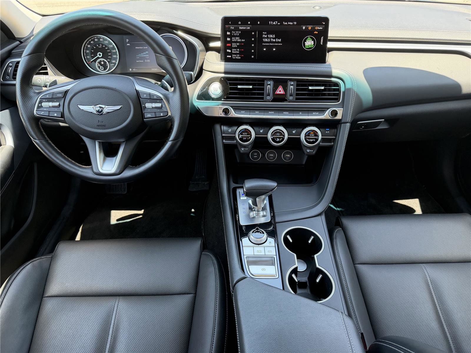 Used 2023 Genesis G70 2.0T AWD/4WD image 2