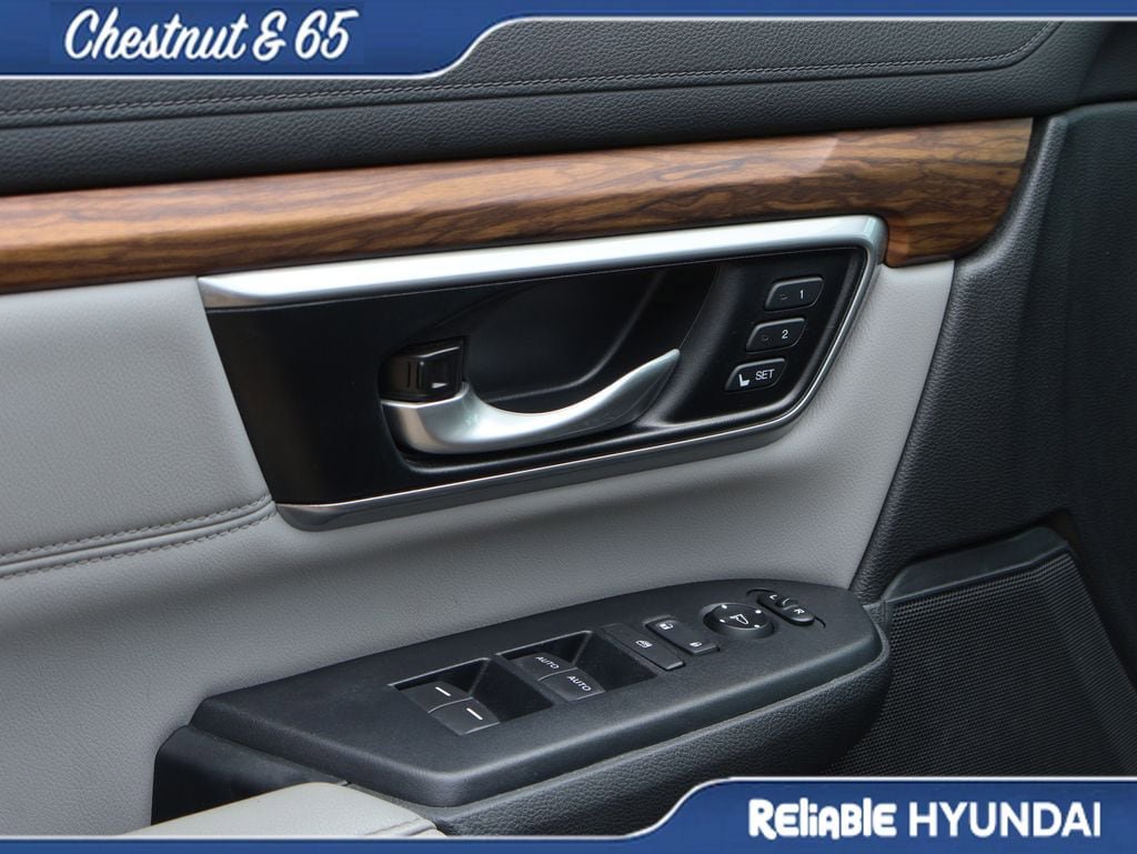 Used 2019 Honda CR-V Touring image 23
