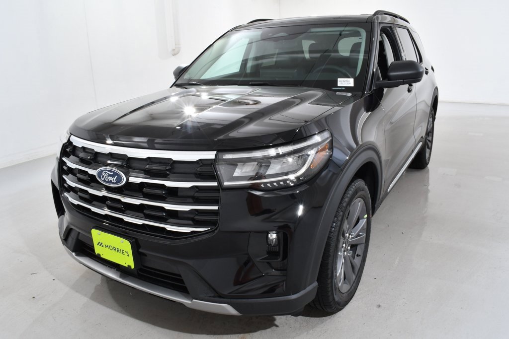 New 2025 Ford Explorer Active w/ Active Comfort Package image 2