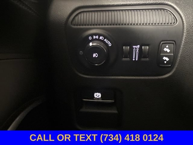 Used 2024 Jeep Wagoneer Series II AWD/4WD image 40