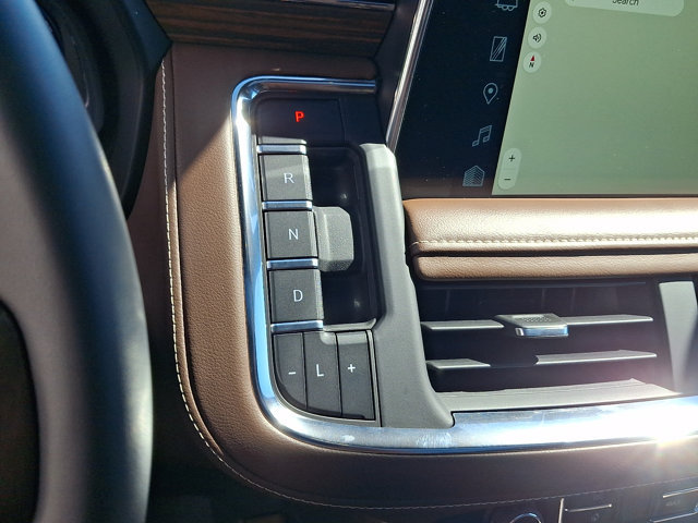 Certified 2023 Chevrolet Tahoe High Country w/ Max Trailering Package AWD/4WD image 18