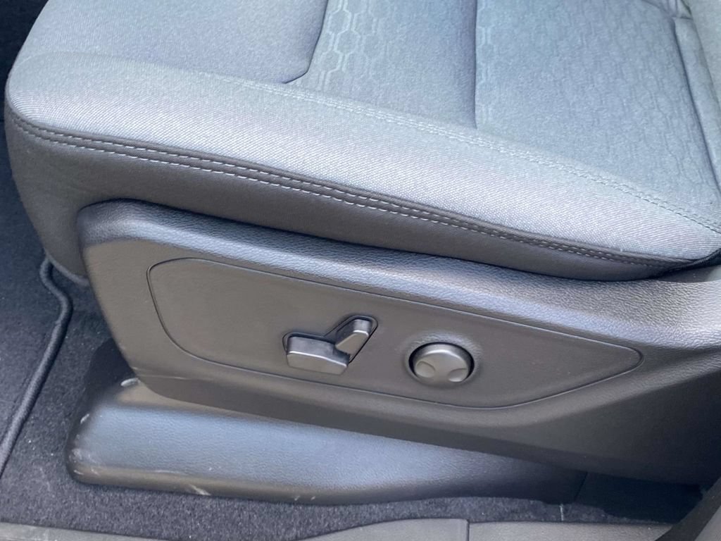 New 2026 RAM 1500 Big Horn AWD/4WD image 24