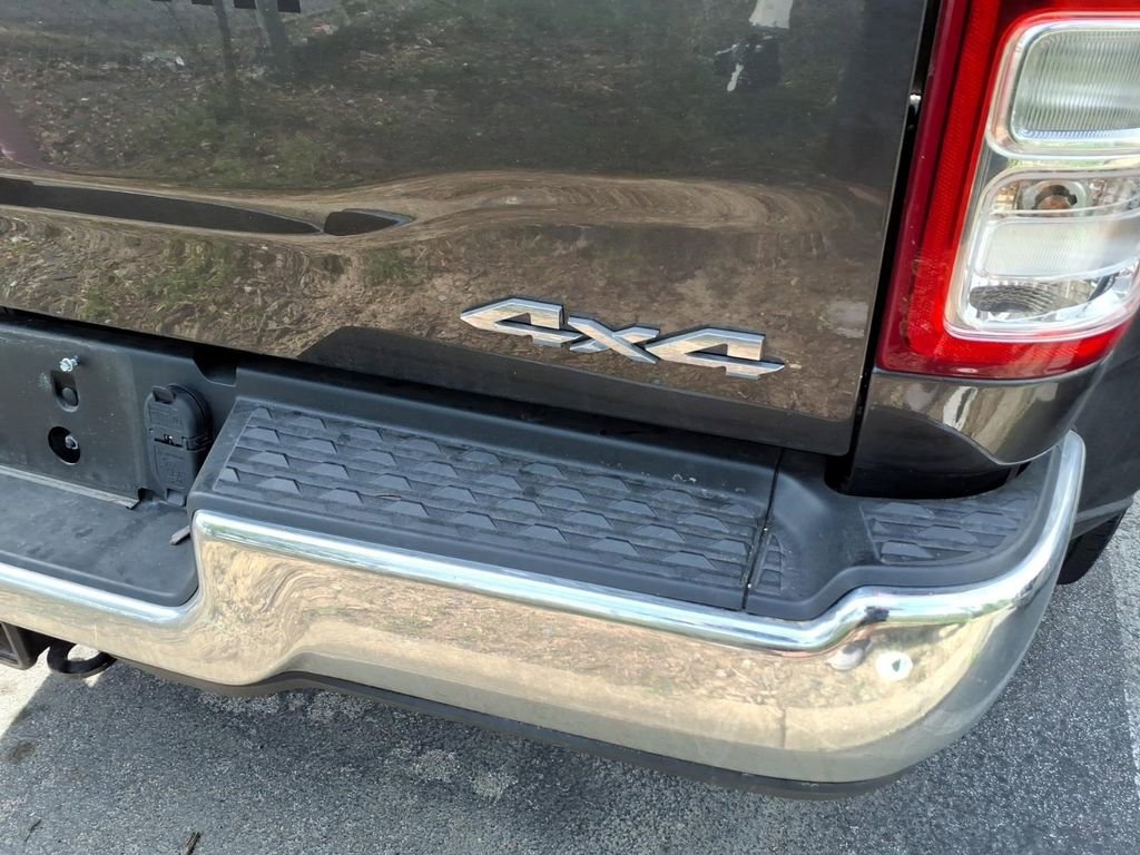 Used 2024 RAM 3500 Tradesman w/ Chrome Appearance Group image 17