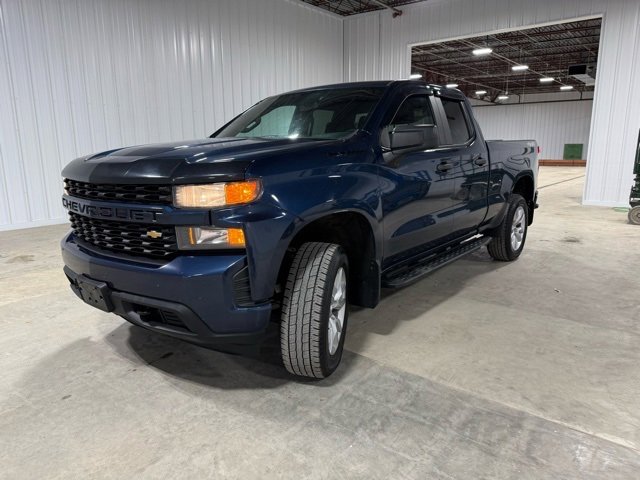 Used 2019 Chevrolet Silverado 1500 Custom image 3