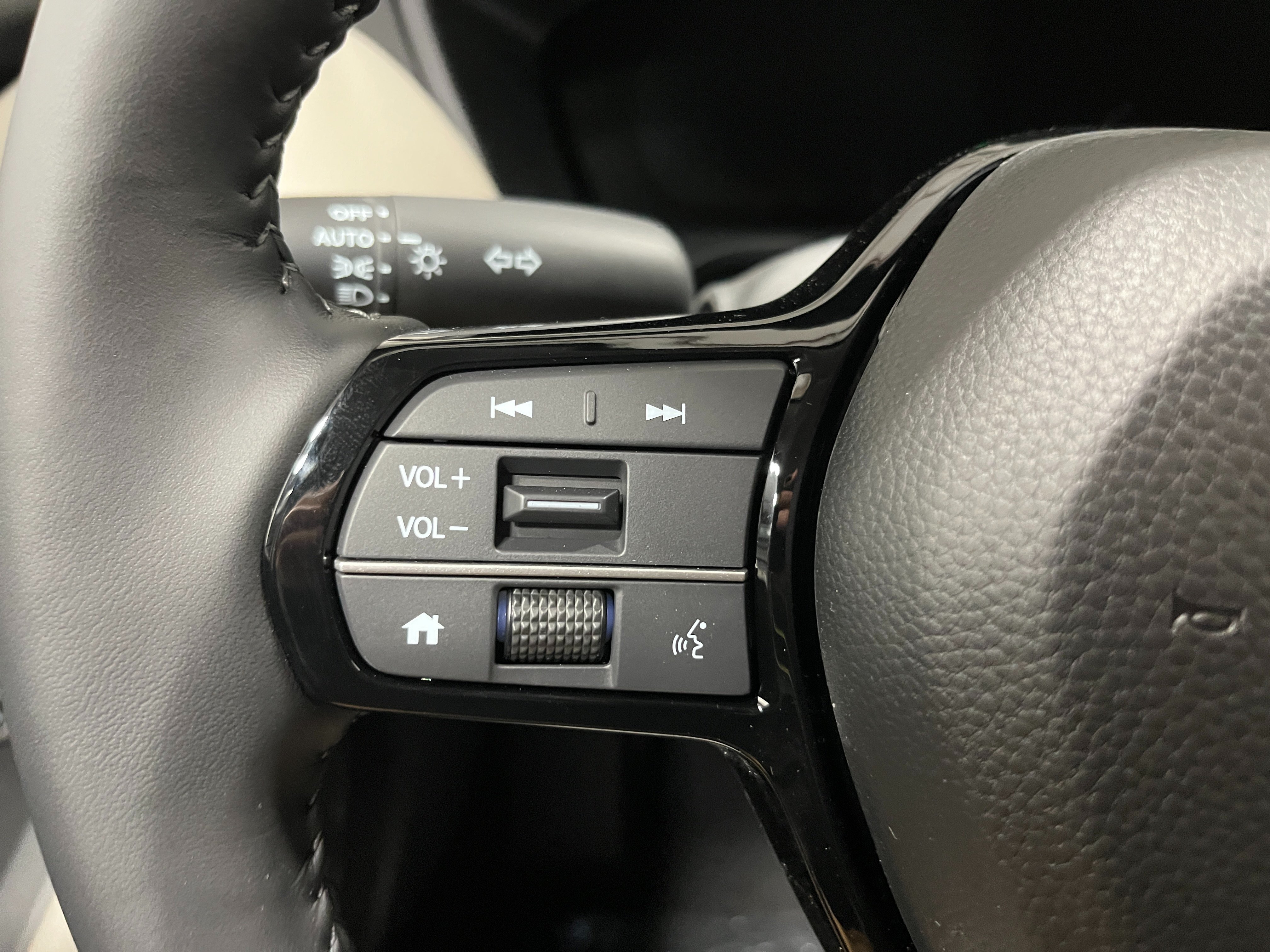 New 2027 Honda HR-V EX-L image 14