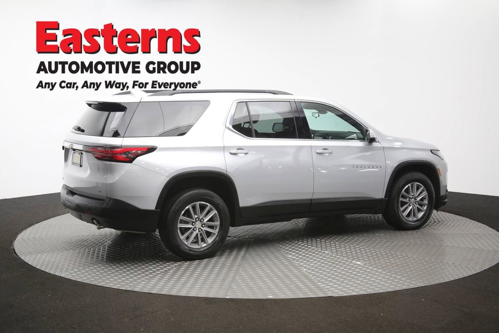 Used 2022 Chevrolet Traverse LT FWD image 43