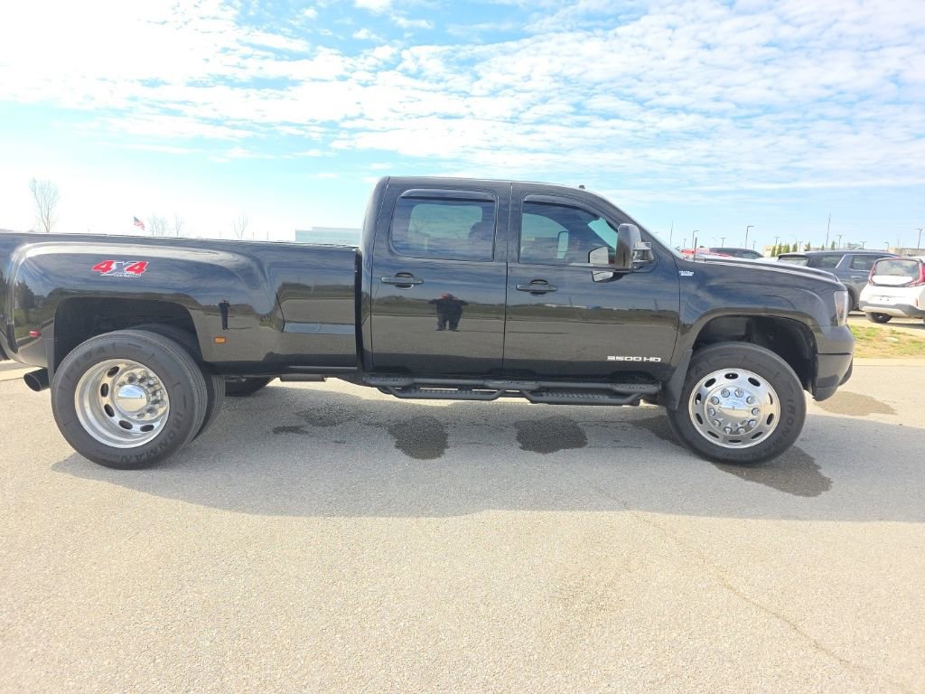 Used 2011 GMC Sierra 3500 SLT image 5