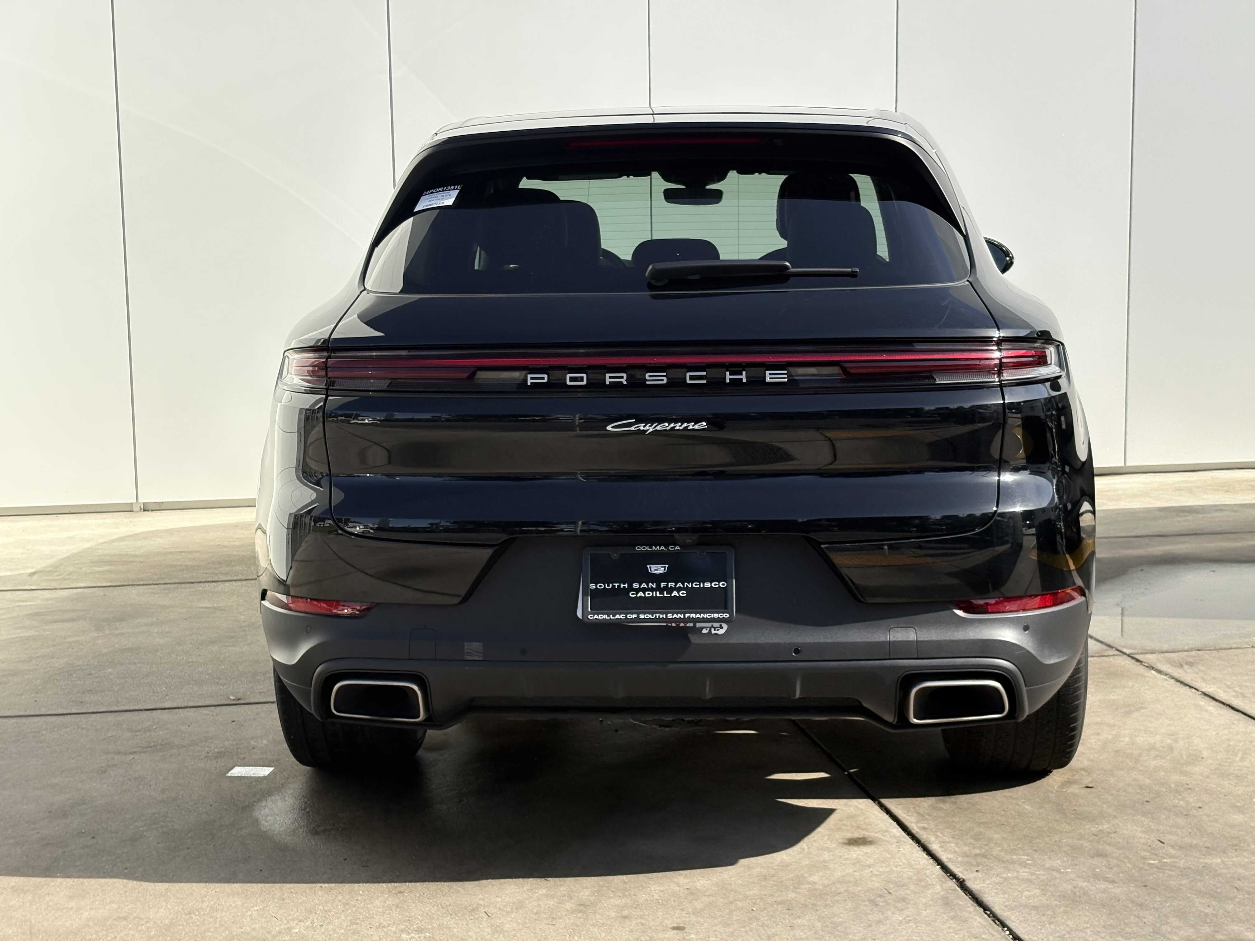 Used 2024 Porsche Cayenne image 8