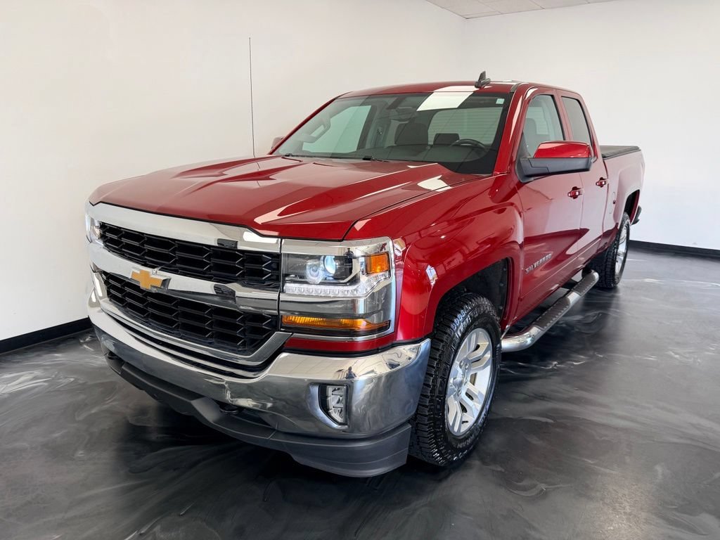 Used 2018 Chevrolet Silverado 1500 LT w/ All Star Edition AWD/4WD image 3