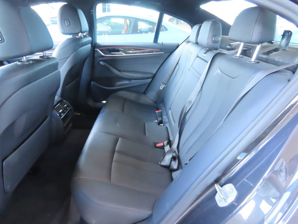 Used 2020 BMW 530e w/ Convenience Package RWD image 11
