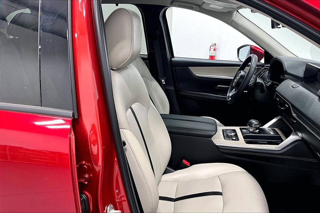Used 2024 MAZDA CX-90 Plug-In Hybrid w/ Preferred AWD/4WD image 9