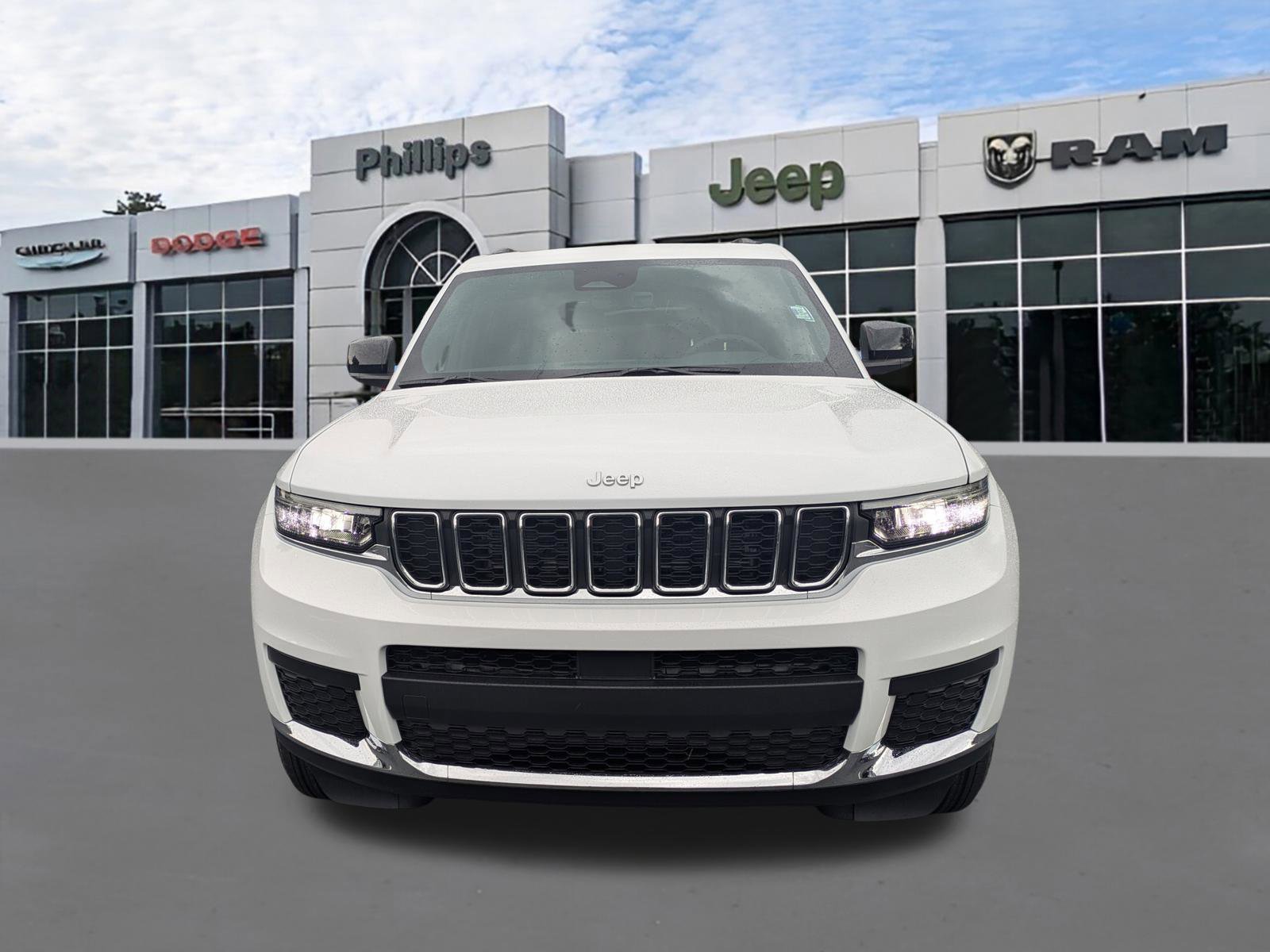 New 2026 Jeep Grand Cherokee L 4WD image 8