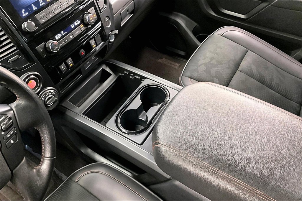 Used 2023 Nissan Titan PRO-4X image 16