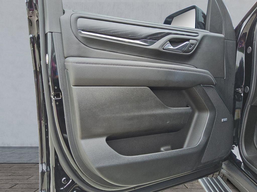 Used 2024 GMC Yukon Denali w/ Max Trailering Package RWD image 17