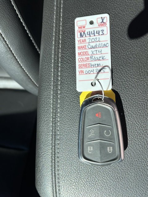 Used 2021 Cadillac XT4 Premium Luxury image 44