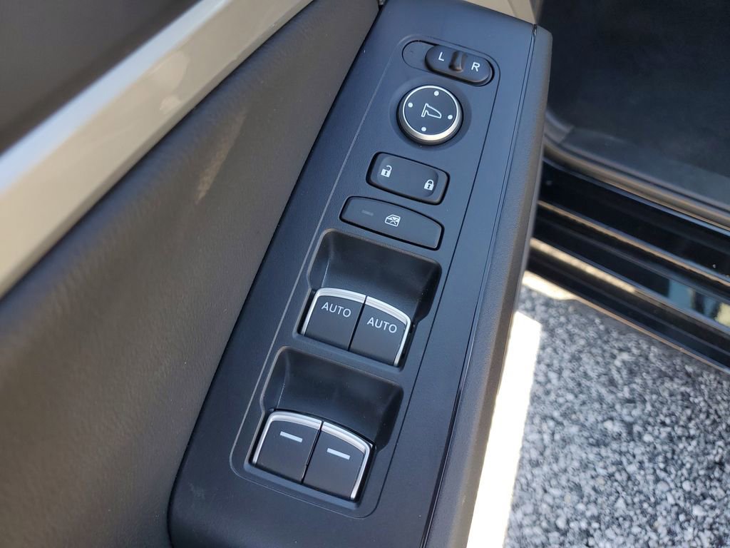 Certified 2023 Acura Integra Base image 17