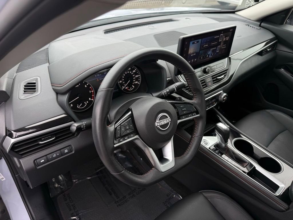 Certified 2025 Nissan Altima 2.5 SR w/ SR Premium Package image 19