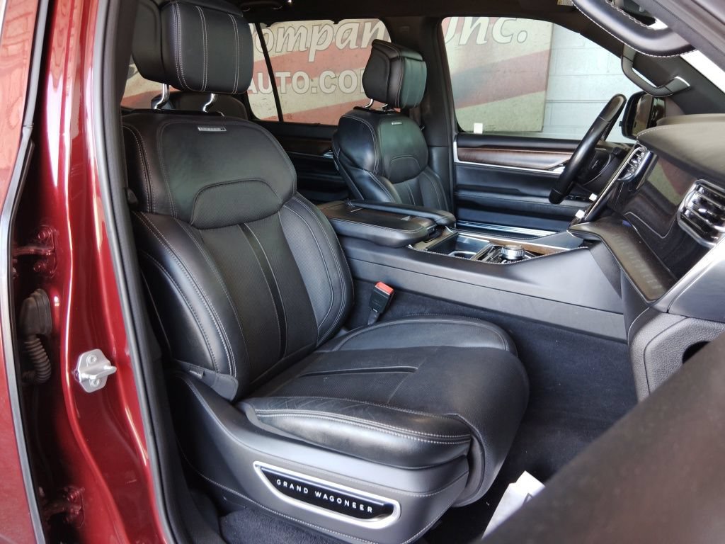 Used 2022 Jeep Grand Wagoneer Series I AWD/4WD image 13