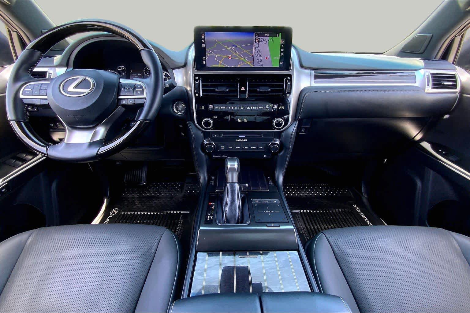 Used 2023 Lexus GX 460 Premium w/ Premium Package AWD/4WD image 15
