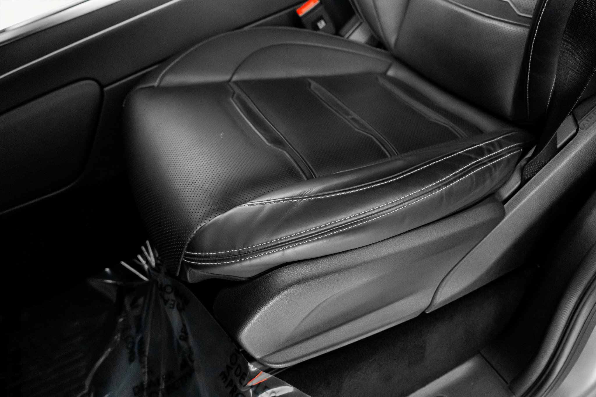 Used 2025 Mercedes-Benz G 63 AMG 4MATIC w/ Night Package Magno image 31