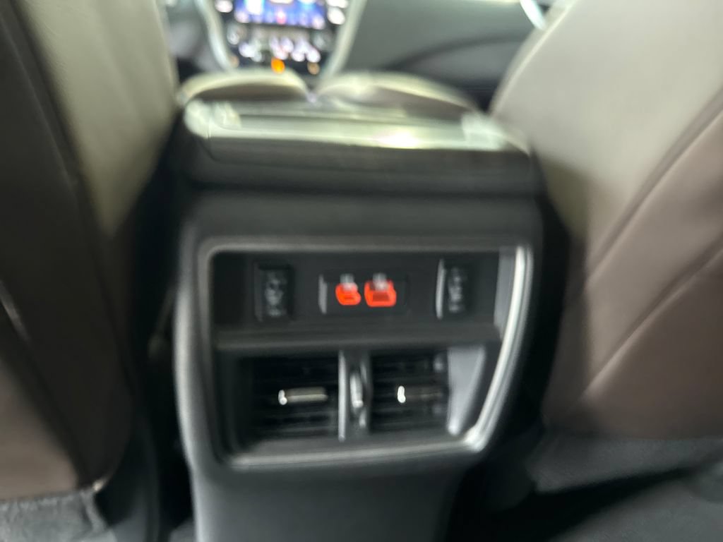 Used 2024 Nissan Murano Platinum w/ Cargo Package FWD image 27