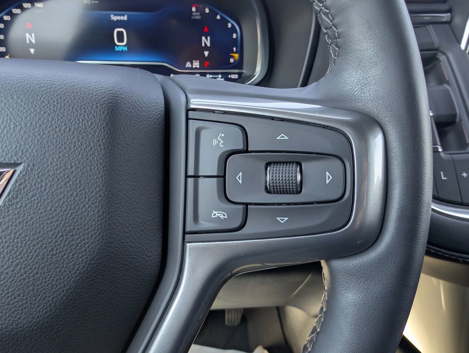 Certified 2023 Chevrolet Suburban Z71 w/ Luxury Package image 19