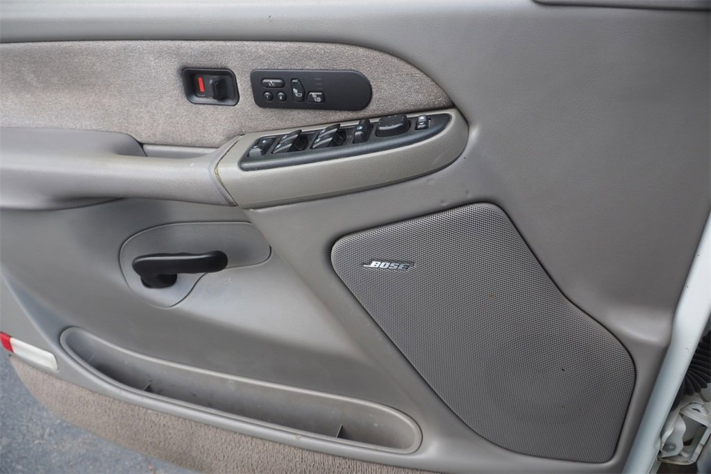 Used 2003 Chevrolet Silverado 2500 LT w/ Skid Plate Package image 16