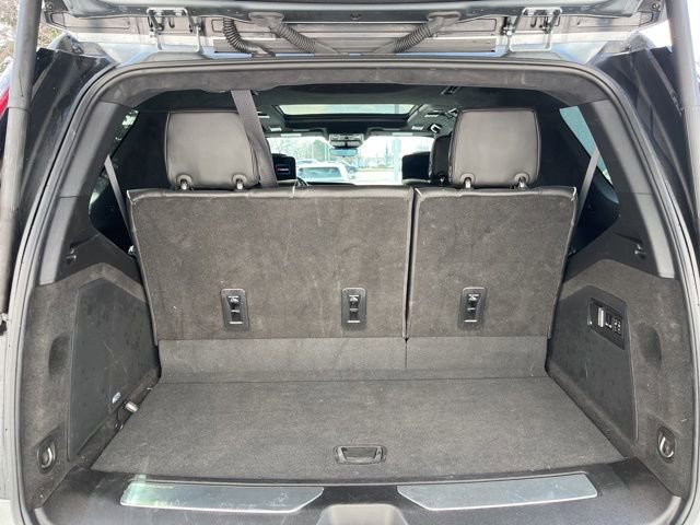 Used 2024 Cadillac Escalade Sport Platinum w/ LPO, ONYX Package image 7
