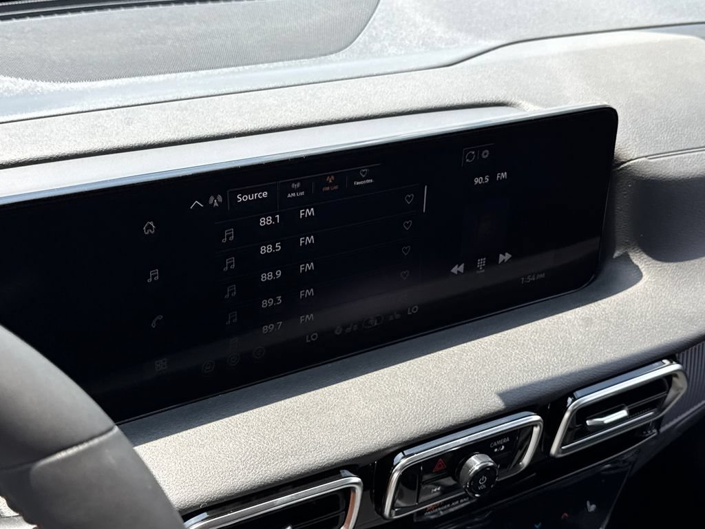 New 2026 Nissan Sentra SR w/ SR Premium Package FWD image 11