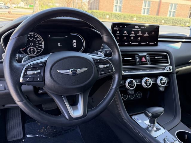 Used 2022 Genesis G70 2.0T image 13