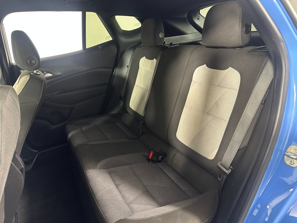 Used 2024 Chevrolet Trax RS w/ Driver Confidence Package FWD image 16