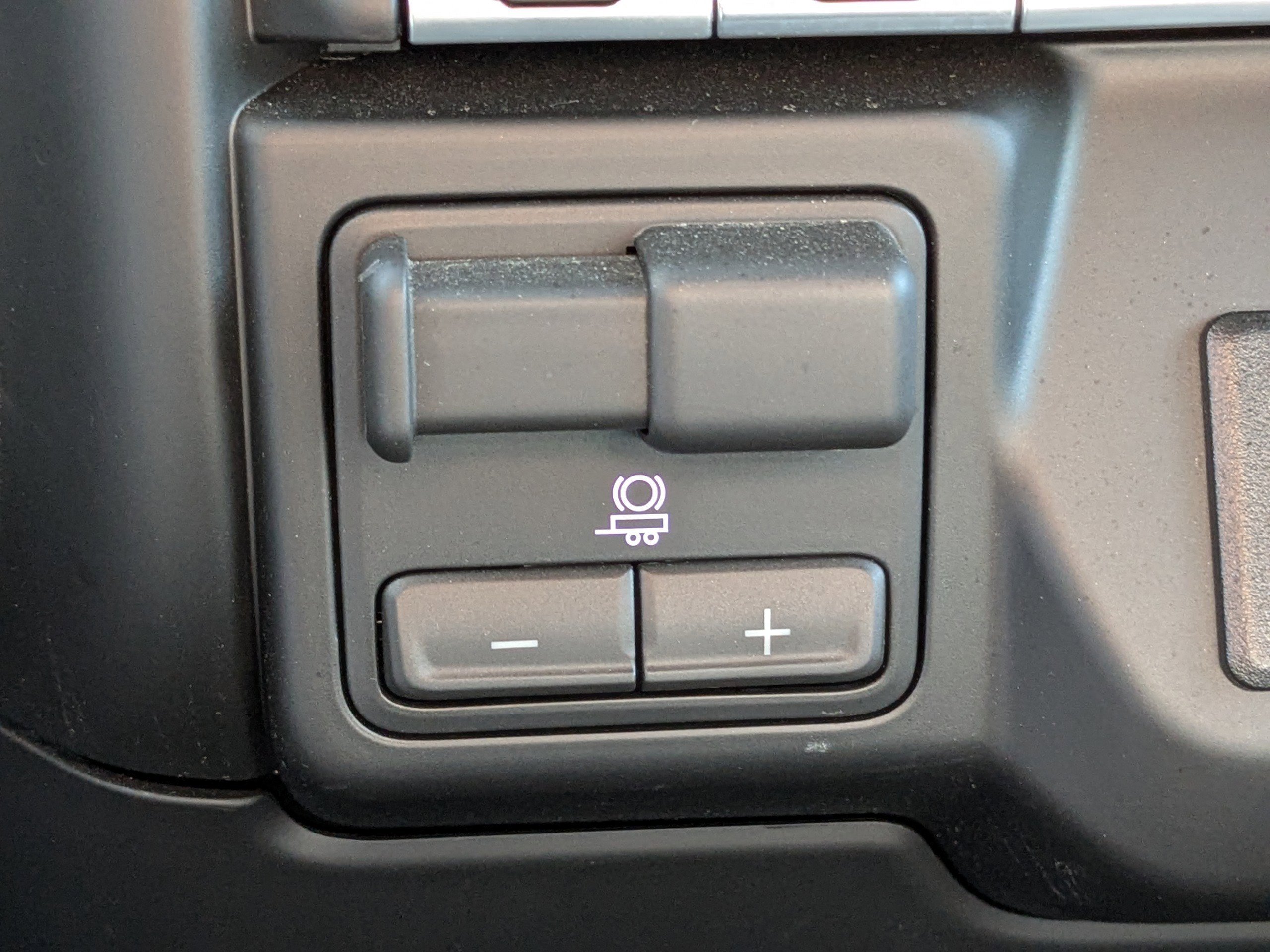 Used 2026 Chevrolet Silverado 1500 Custom Trail Boss w/ LPO, Dark Essentials Package image 23