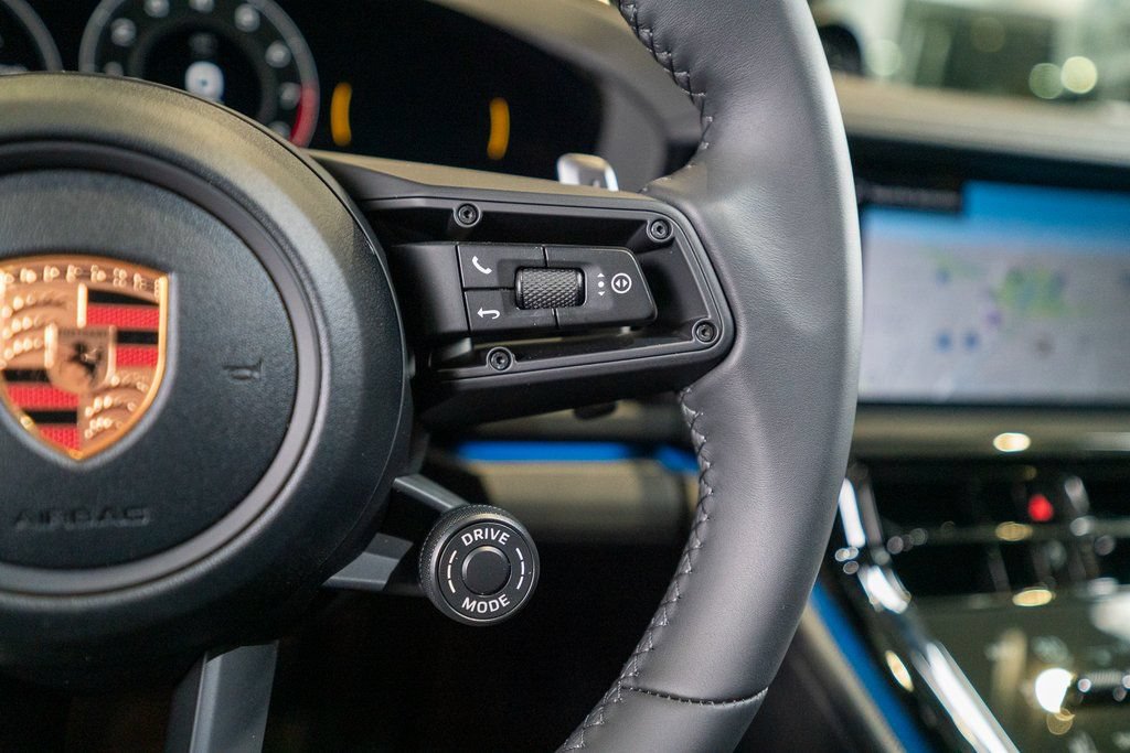 New 2026 Porsche Panamera 4 AWD/4WD image 18