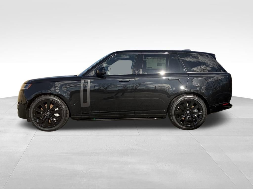 New 2025 Land Rover Range Rover SE image 5