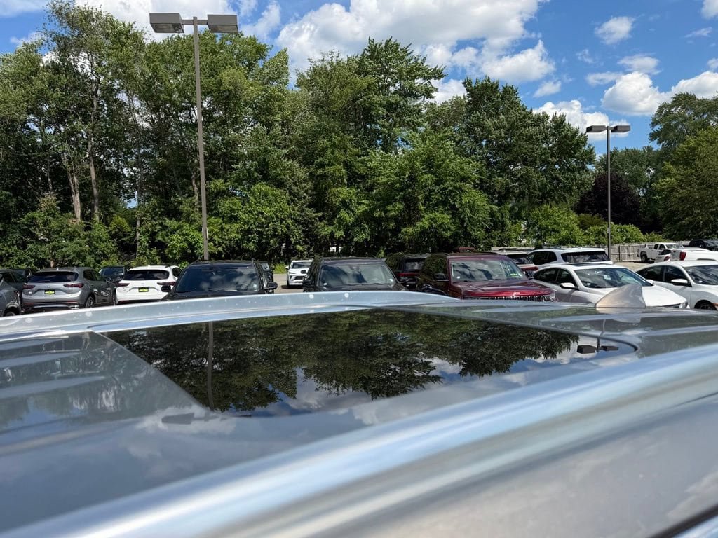 Certified 2018 Buick Enclave Premium AWD/4WD image 7