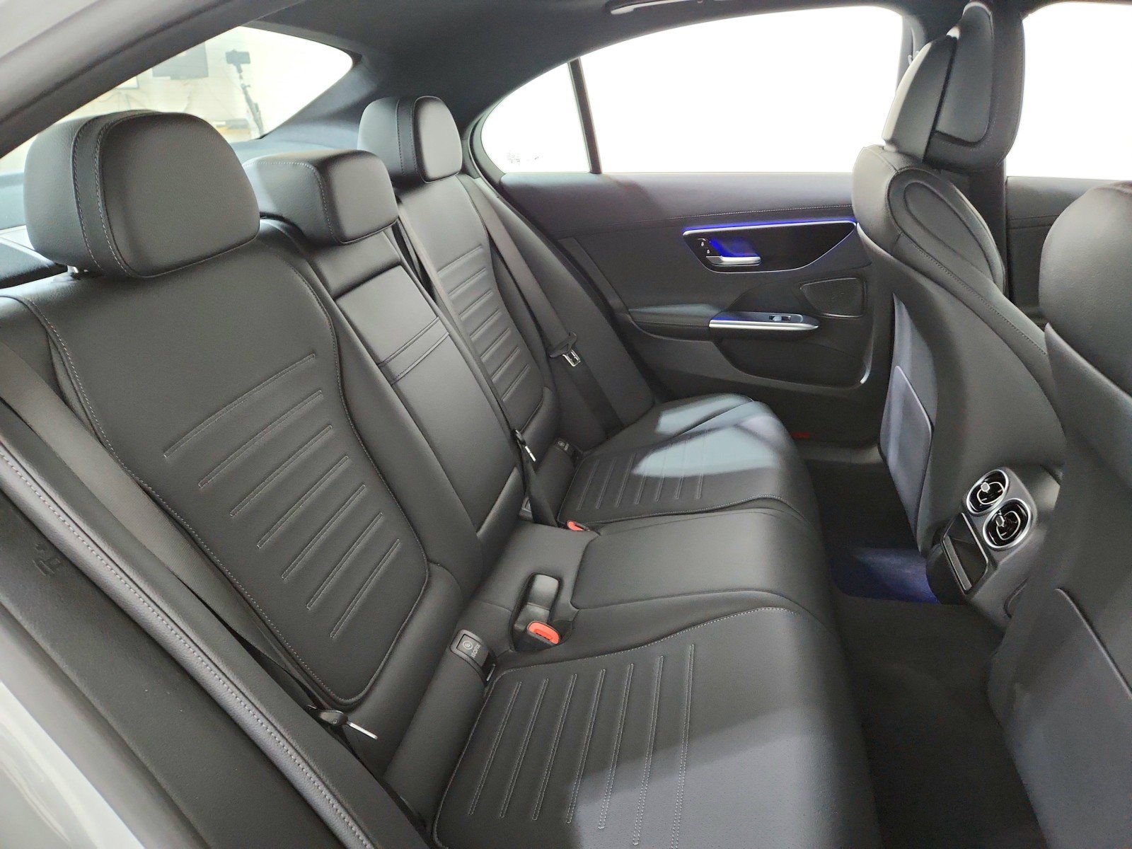 New 2025 Mercedes-Benz C 300 Sedan image 11