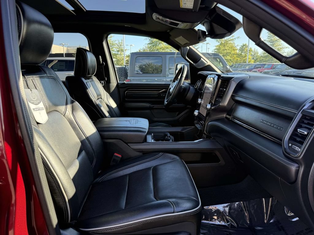 Used 2024 RAM 1500 Limited AWD/4WD image 15