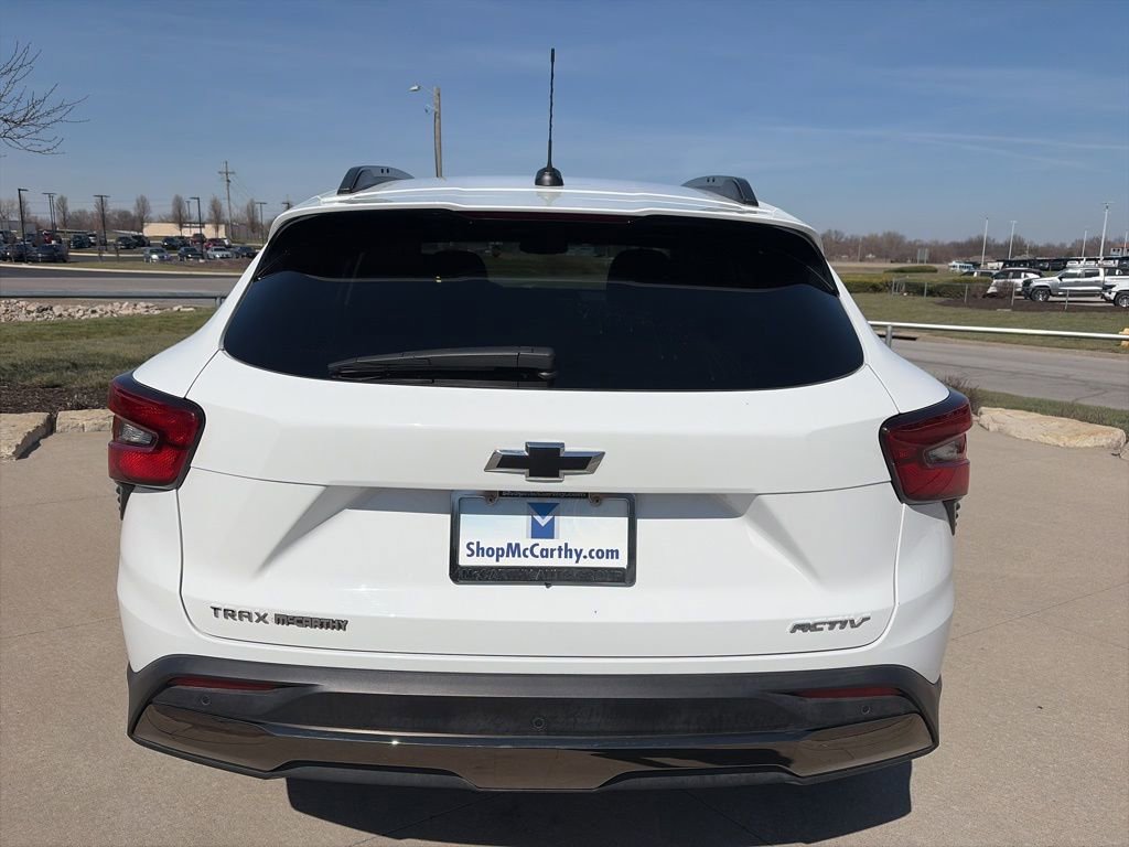 Certified 2025 Chevrolet Trax ACTIV w/ Sunroof Package image 7