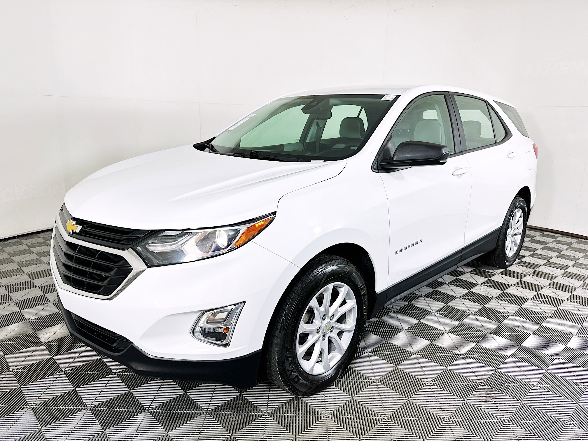 Used 2020 Chevrolet Equinox LS image 7