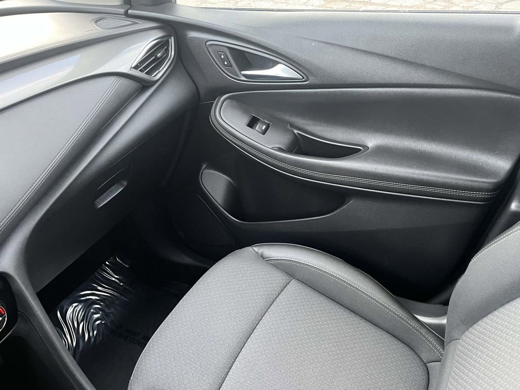 Certified 2023 Buick Encore GX Select w/ Sport Touring Package image 31