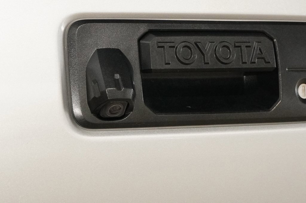 Used 2020 Toyota Tacoma SR5 image 26