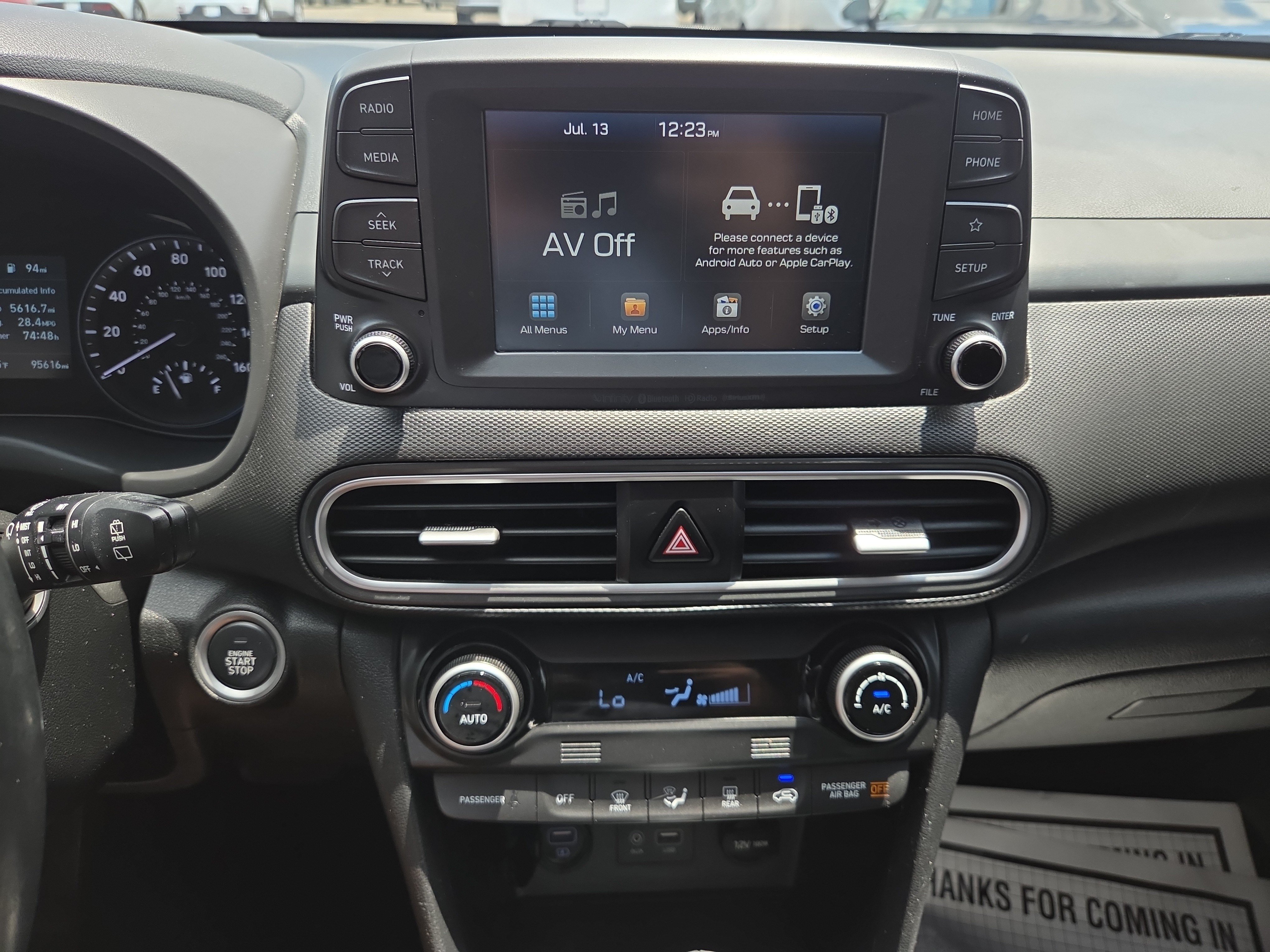 Used 2019 Hyundai Kona Limited FWD image 14