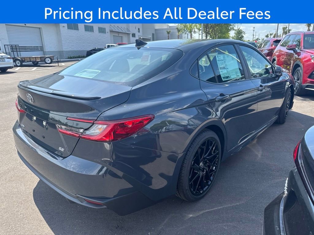 New 2026 Toyota Camry SE FWD image 3