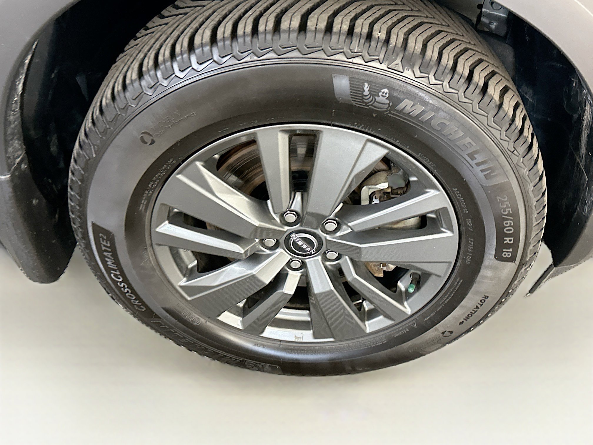 Used 2023 Nissan Pathfinder SV AWD/4WD image 11