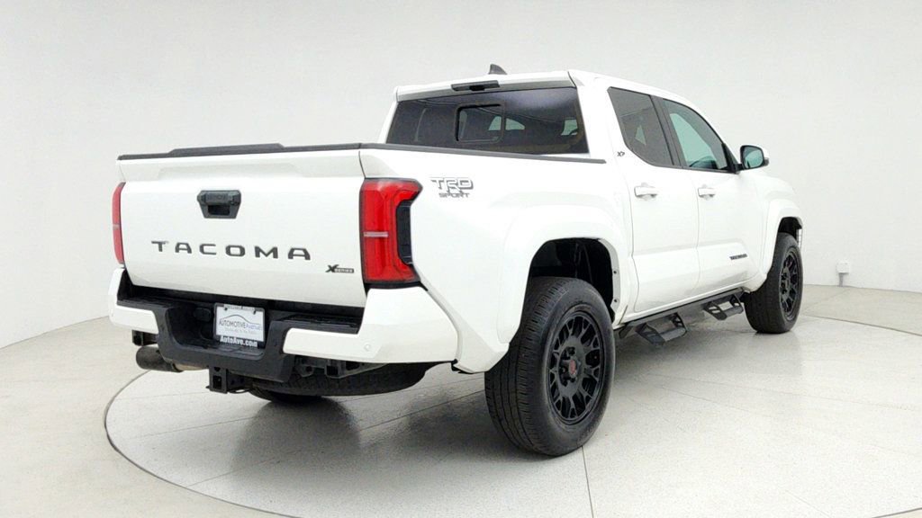 Used 2024 Toyota Tacoma TRD Sport w/ TRD Sport Upgrade Package RWD image 5