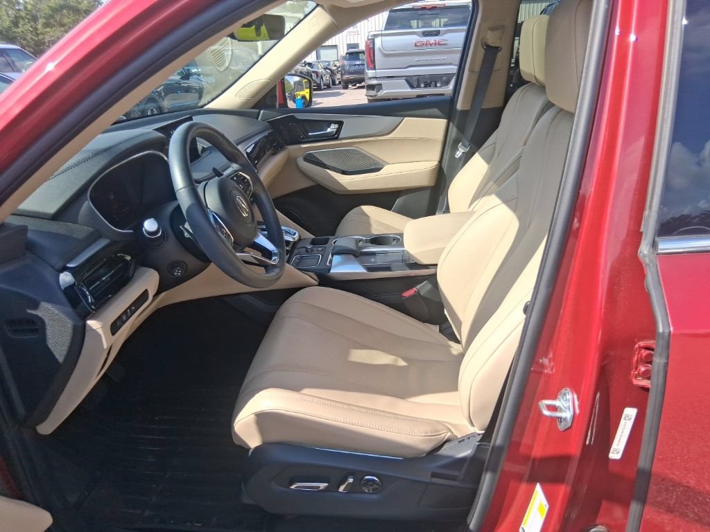 Used 2024 Acura MDX w/ Technology Package AWD/4WD image 10