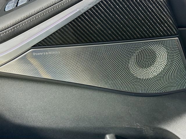 Used 2024 BMW ALPINA XB7 image 19