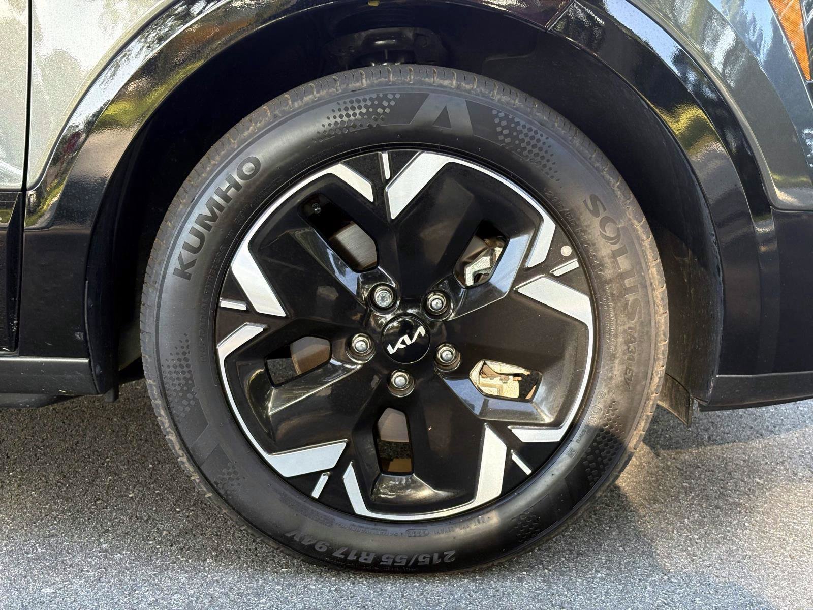 Certified 2025 Kia Niro Wind w/ Wind Preserve Package FWD image 31