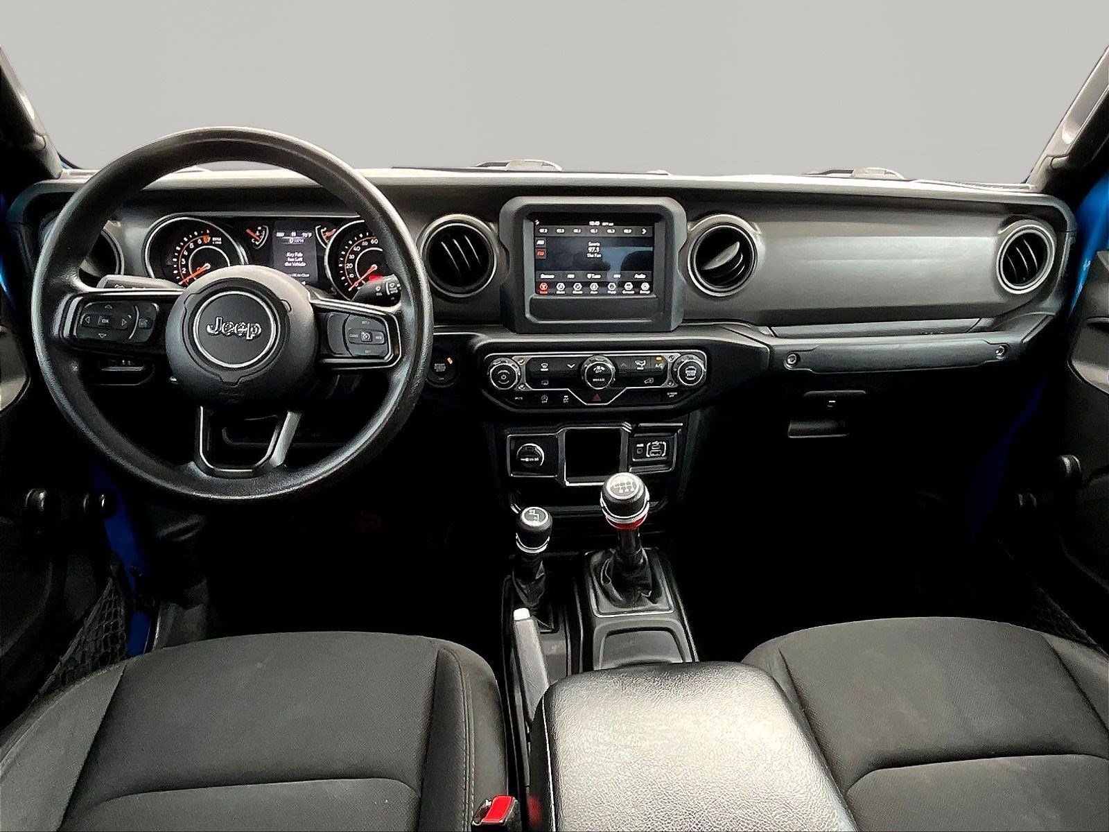 Used 2022 Jeep Gladiator Sport AWD/4WD image 7